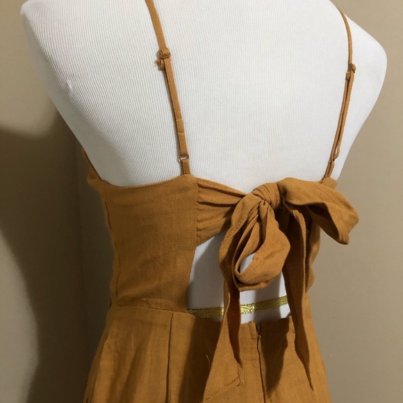 Button tie back romper - Picture 4 of 4